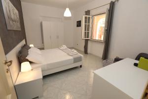 Helios Rooms