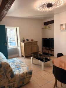 Appartement 4 personnes proche port et marché, arrivée autonome