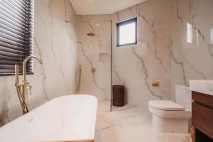 Le Paradis 4 - Luxury 3BR Pool Villa Umalas Canggu