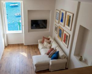 The Artist House - Calata Marconi