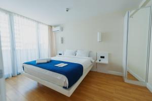 sea view apartment in city center
