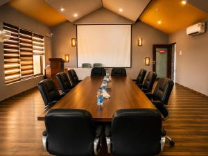 Lion Park Hotel & Resorts