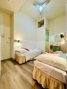 Cute and Cozy Room - ColivingFlorence VdM