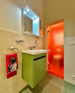 Cute and Cozy Room - ColivingFlorence VdM