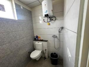 Laxna guest house