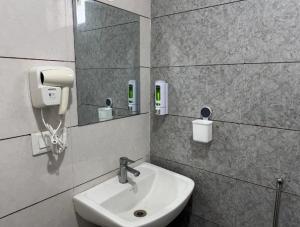 Laxna guest house