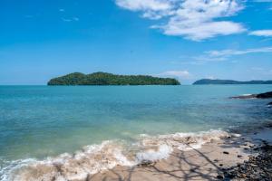 Hornbill Estate - Premium Luxury Villa - Private Beachfront