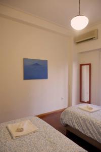 Cozy Athens Flat with Balcony