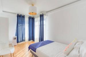 #42 Staywizus - Idyllic frame with Panoramic sea view AC & balcony