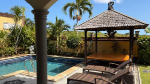 Dream Home by the Ocean Villa with a Swimming Pool, Garden, and Personal Service