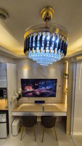 Edna Premier Stay - Affordable Luxury Condo in Mandaluyong