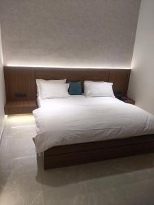 Hotel city heart