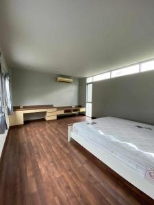Home Sukhumvit 49 Soi 14