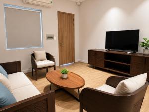 Chang Home