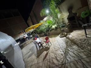 Magnifique rez-de-jardin avec piscine, hammam