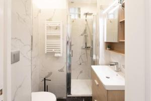 L23 Staywizus - 1 BDR Shakespeare 2 balconies - Clim & WIFI