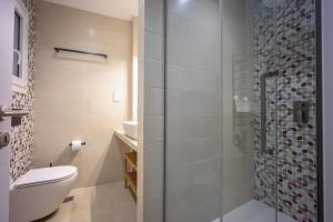 Urban Elegance 2 bedroom near the heart of Athens