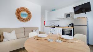 NEW AVATEA Parque Natural, piscinas y tennis