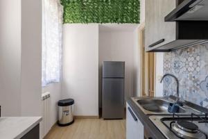 Mondello beach house with terrace 2 steps from the sea