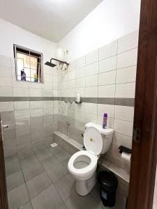 Nyali 1 BR with AC, Links Rd behind Quickmart