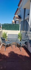 Chalet con piscina comunitaria y vistas al castillo en Peñiscola-3 terrazas-WIFI-parking