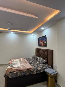 Stella Homestay Near Yashobhoomi with Rooftop