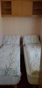 Mobile Homes Magheroarty Sleeps 5 6 with Garden