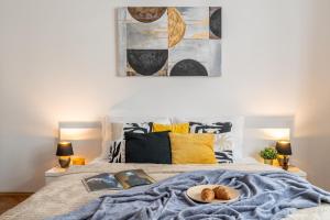 Prague Days - One Bedroom Apartment with Workspace and Netflix