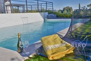 Contemporary Villa Pool and Sea View