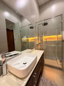 Dhahabu Suites
