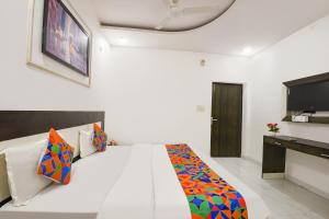 FabHotel Rajvanshi Palace
