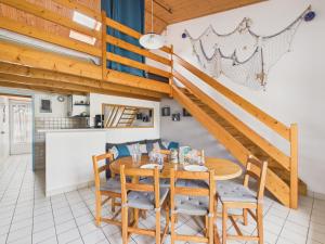 Plage à pied, maison avec jardin pour 4