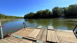 Tisza River 4 Seasons Home
