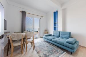 Ocean Horizon Apartment Sea View & Parking by PikHost
