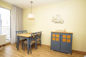 Haus Rügen Ferienwohnung 08 mit Sauna- und Schwimmbadnutzung im AHOI Sellin