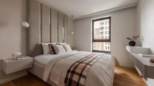 Flatbook Seaside Bulvar Apartments with parking