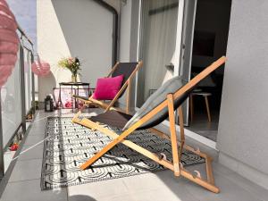 Centaur Apartment with private Parking and Terrace near Airport
