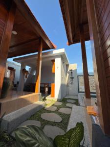 Deepa villa lovina