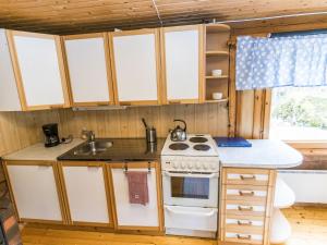 Holiday Home Kivitasku by Interhome