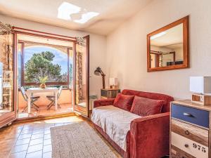 Apartment Les Iles Du Soleil-2 by Interhome