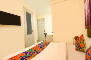 FabHotel Karol Bagh Residency - Nr Karol Bagh Market