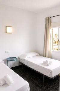 Malvarrosa Beach Rooms