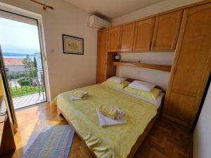 Apartment Nina 2 pax by Interhome