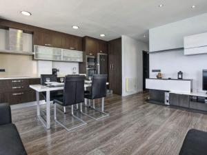Apartment Moderne Wohnung vor dem Meer von Son Baulo by Interhome
