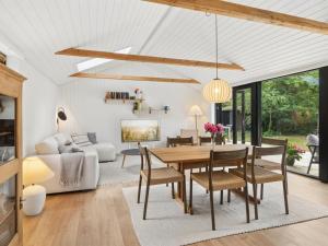 Holiday Home Ion - 750m from the sea by Interhome