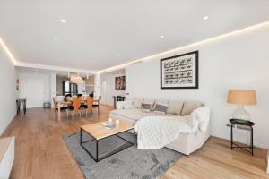 Modern Apartment with Sea & Golf Views