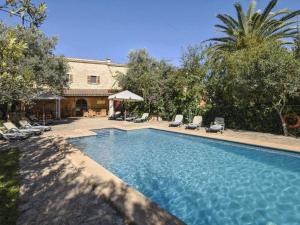 Holiday Home Charmantes Ferienhaus in Búger mit Privatem Pool by Interhome