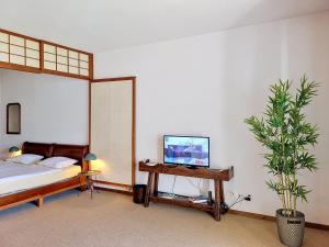 Apartment Residenza Miralago Apt-A3 by Interhome
