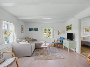Holiday Home Olufdine - 350m from the sea by Interhome