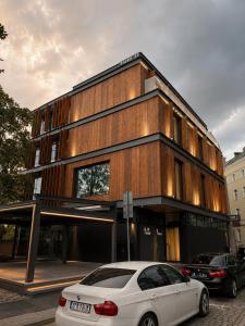 Piano & River View with Balcony Apartment - Opole centrum